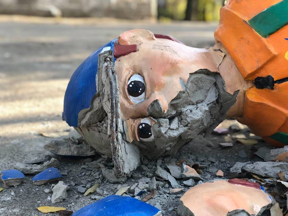 Розбитого бетонного хлопчика відновлять найближчим часом