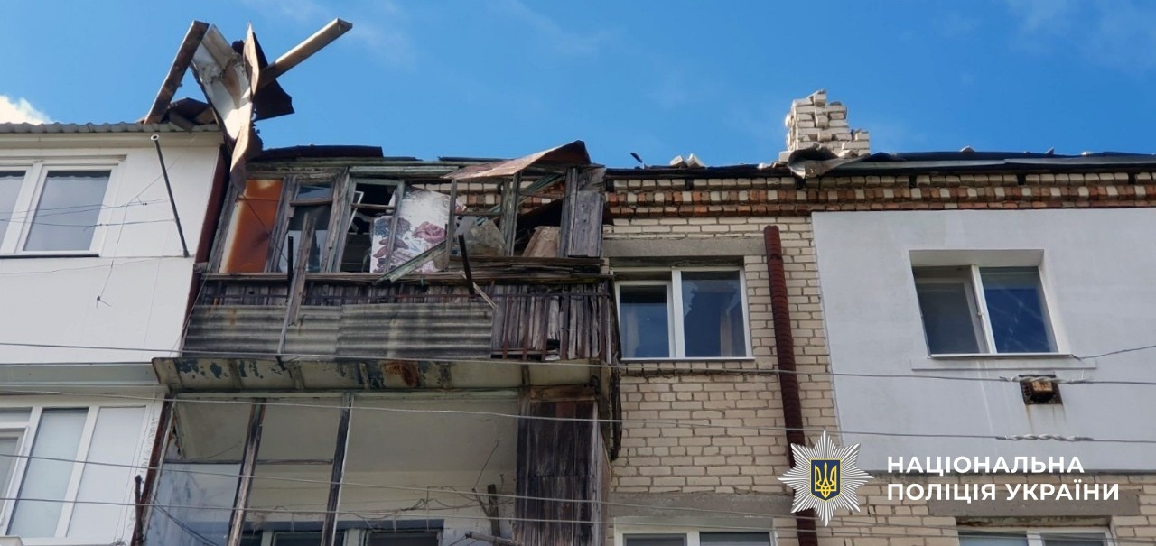 На Херсонщині внаслідок російських ударів троє людей загинуло та 15 поранено, – поліція