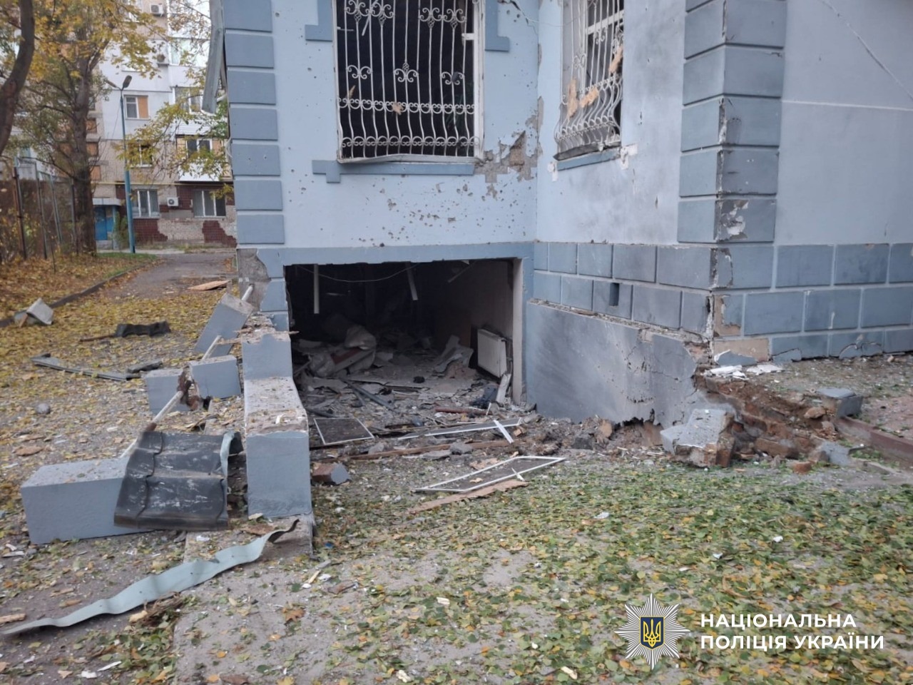 На Херсонщині через російські обстріли постраждали три людини, пошкоджено соціальну інфраструктуру