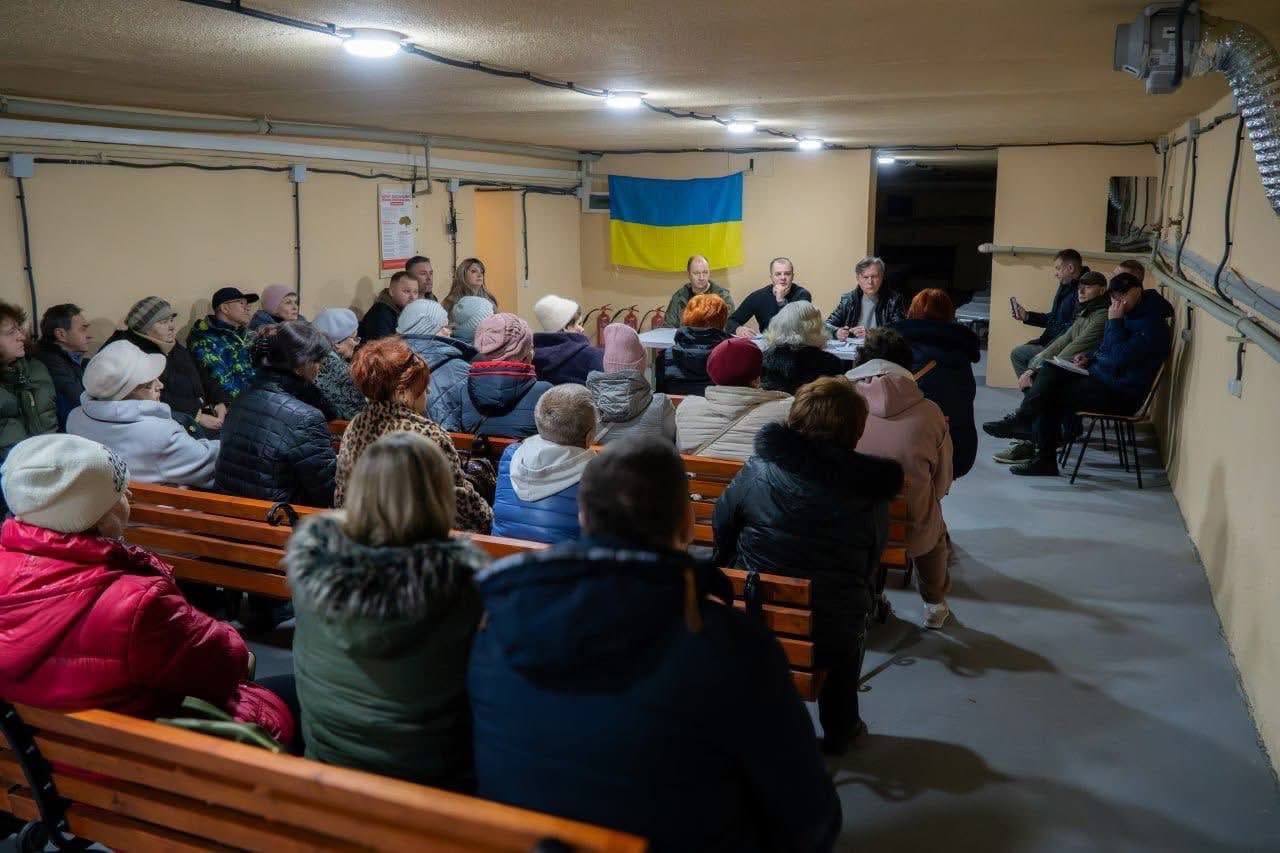 У Херсоні голови ОСББ обговорили відновлення світла, тепла та водопостачання після обстрілів