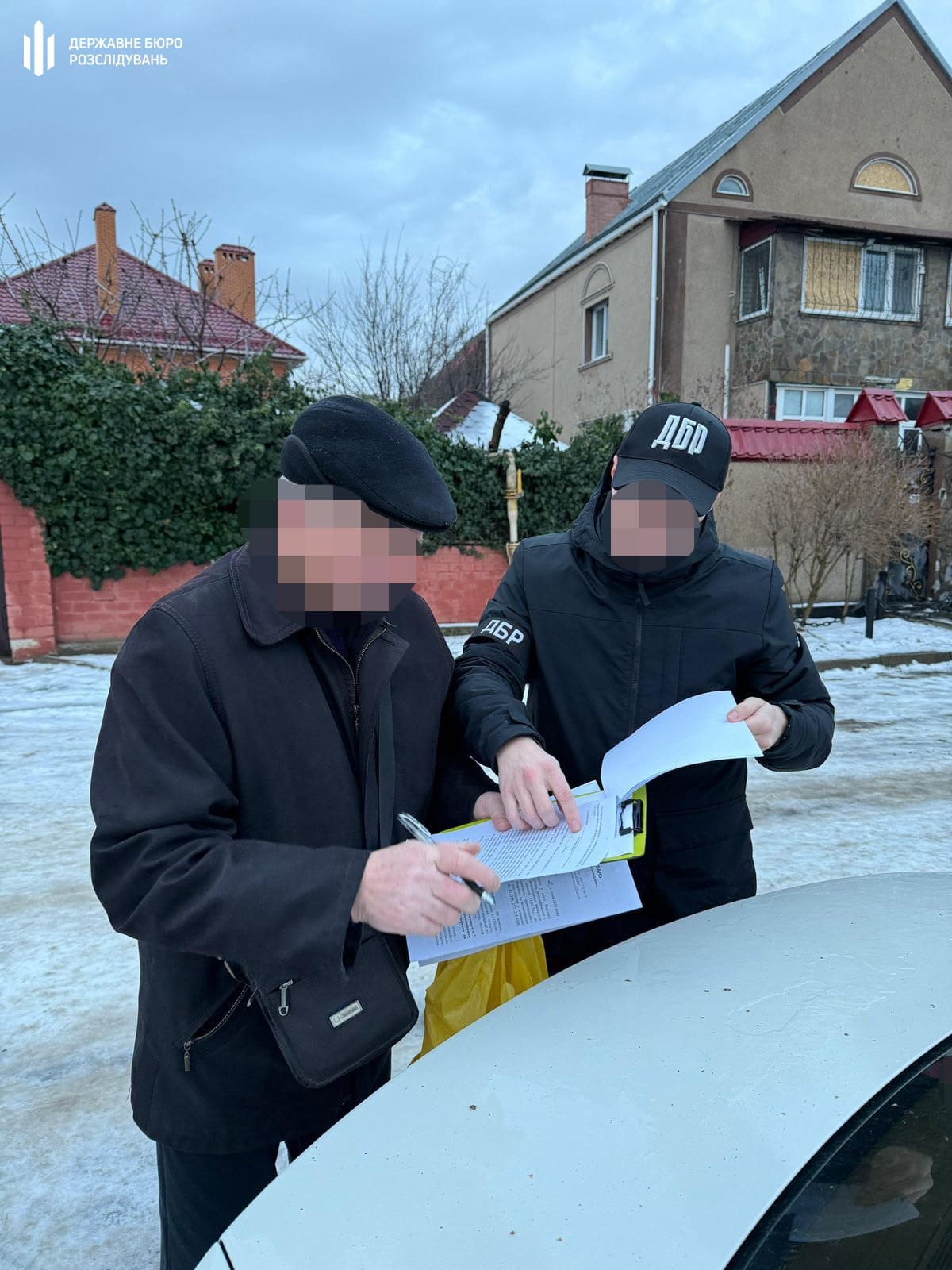 У Херсоні ДБР повідомило про підозру місцевому мешканцю, який охороняв військові вантажі
