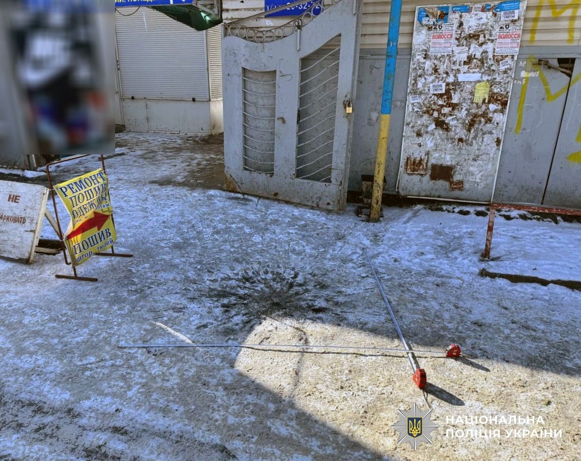 На Херсонщині через російську агресію поранено жінку, пошкоджено житлові будинки та об’єкт критичної інфраструктури