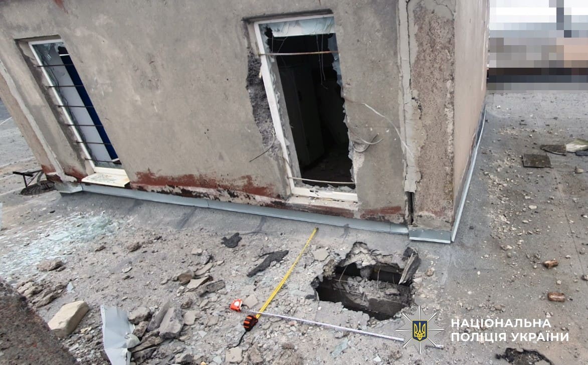 На Херсонщині в результаті російських обстрілів загинула людина, четверо поранено, серед постраждалих – двоє медпрацівниць