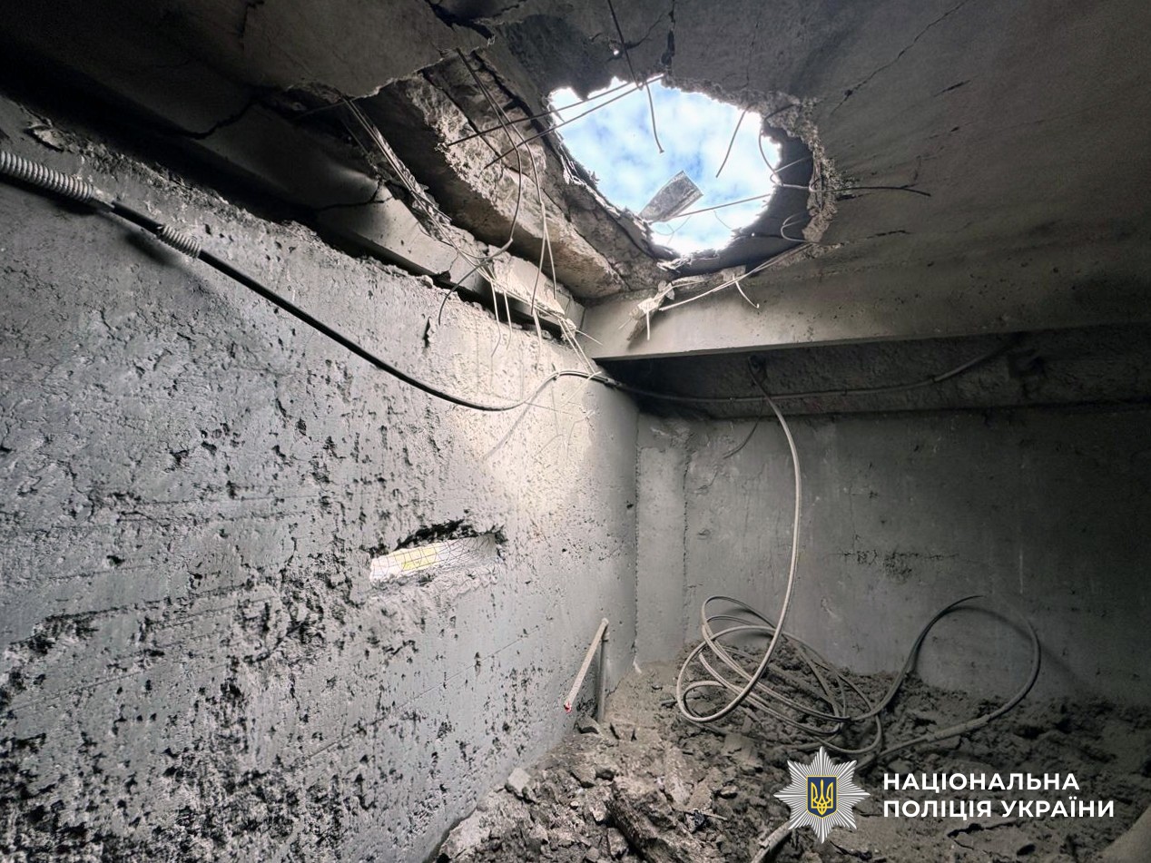 На Херсонщині внаслідок російських обстрілів поранено вісьмох людей, пошкоджено житлові будинки, медичний та навчальний заклади