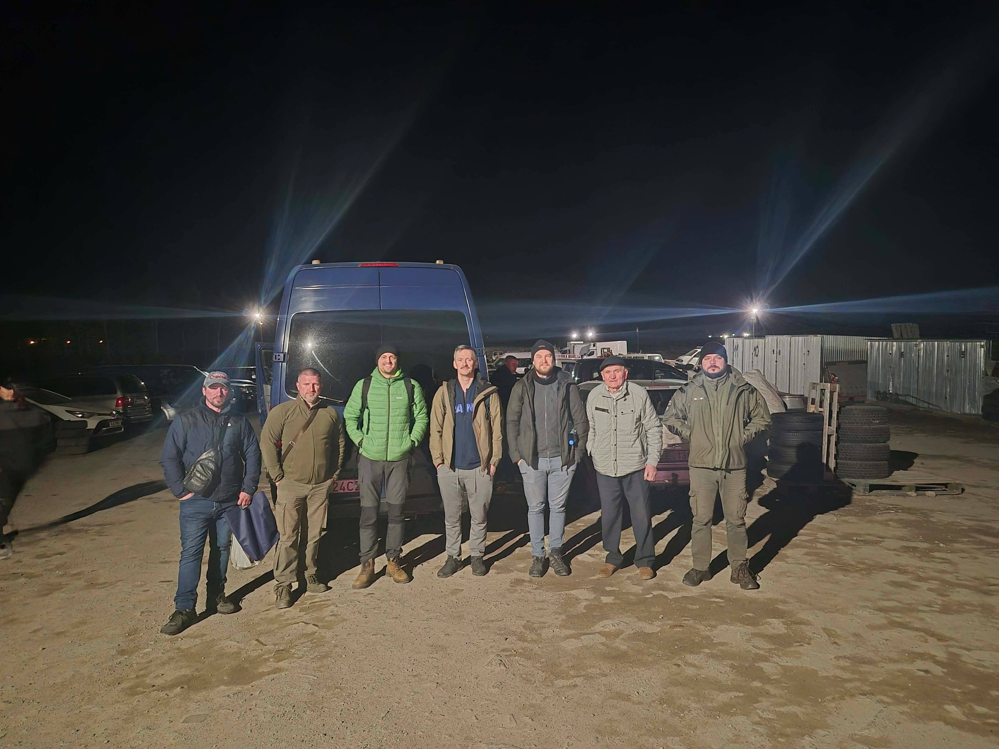 На Херсонщину з Литви передали автомобілі для гуманітарних потреб