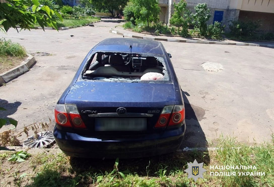 На Херсонщині внаслідок російських обстрілів поранено шістьох людей, пошкоджено житлові будинки й автомобілі