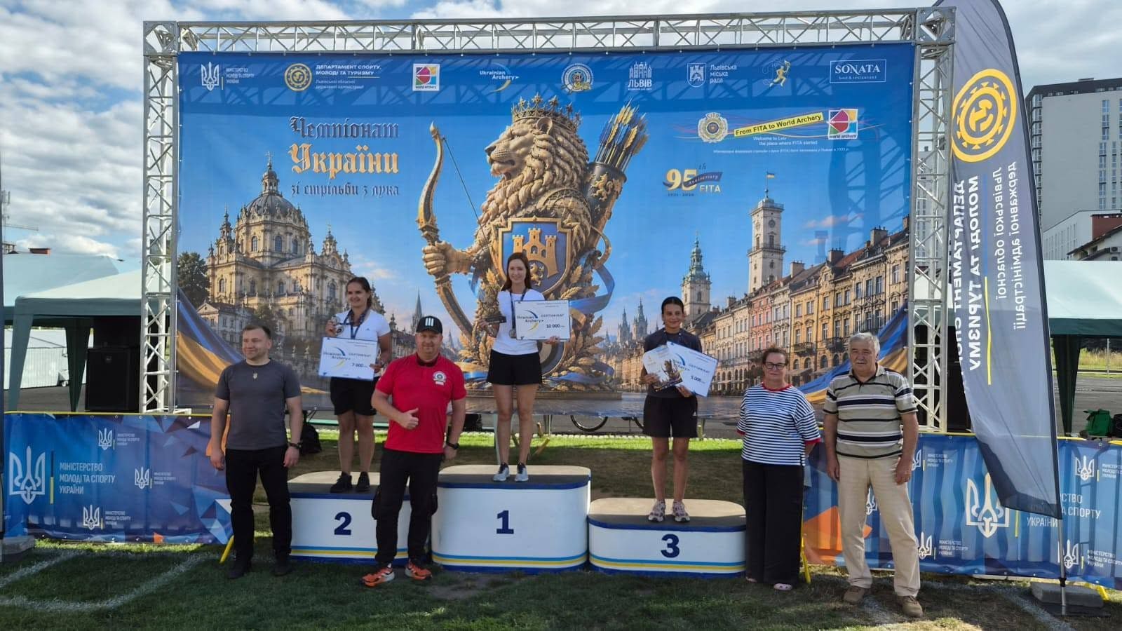 Новокаховчанка Анастасія Павлова стала чемпіонкою України зі стрільби з лука